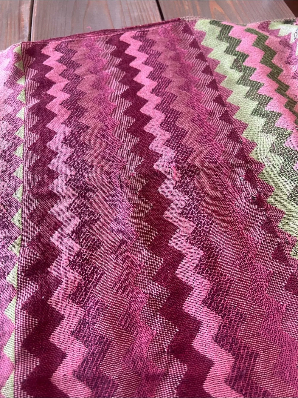Women’s Chevron Scarf Pink Green Burgundy Zigzag Knit Fringed Wrap